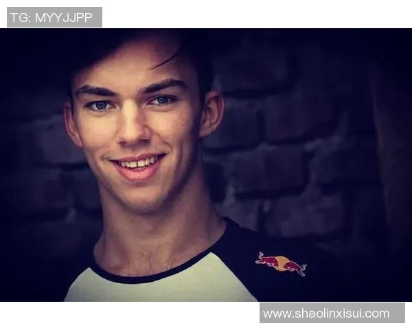 哪些足球明星喜欢自拍 他们的自拍热度排名揭秘